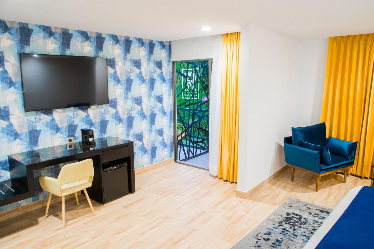 Rame Hotel Boutique Guadalajara Exterior photo A room at the hotel