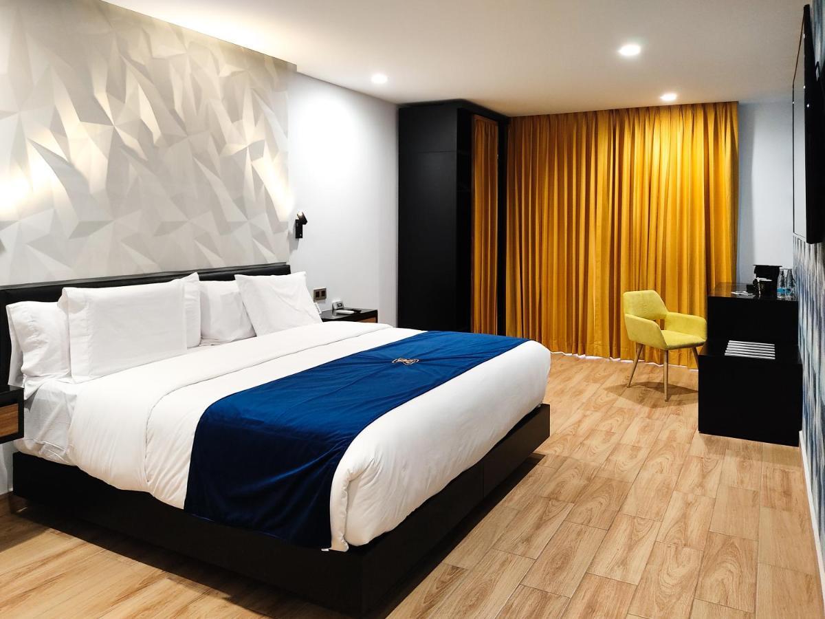 Rame Hotel Boutique Guadalajara Exterior photo Deluxe Room